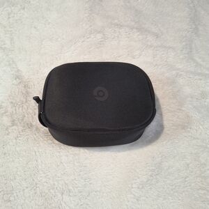 Original Beats by Dre Hard Case + 3.5mm Audio Aux Cable - Authentic Set